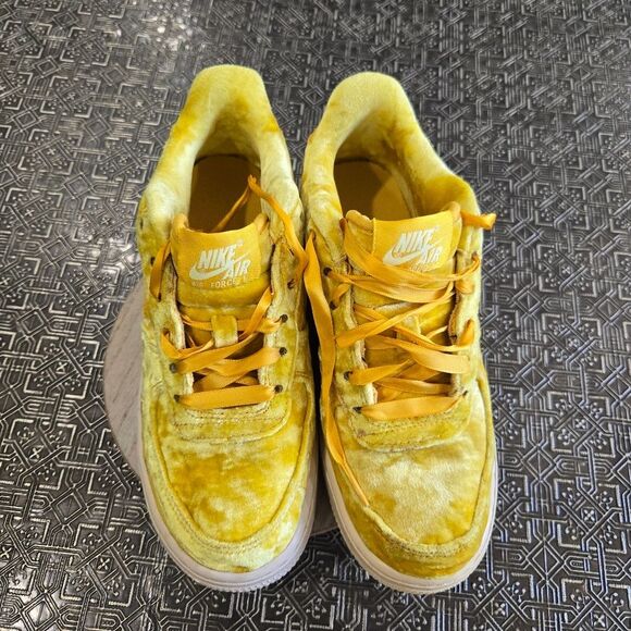 🐢 Nike Air Force 1 LV8 GS 'Mineral Gold' Size 4Y Great Shape! - Picture 13 of 13